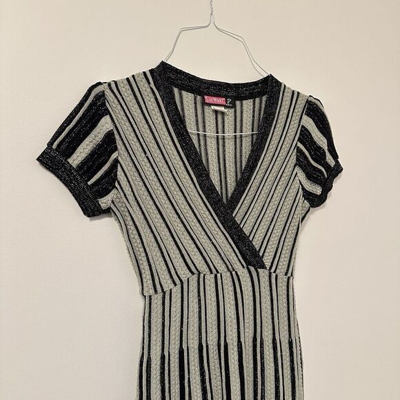 Say What Womens M Knit Babydoll Striped Top Y2K Mall Whimsigoth Grunge Sparkle - Picture 4 of 6